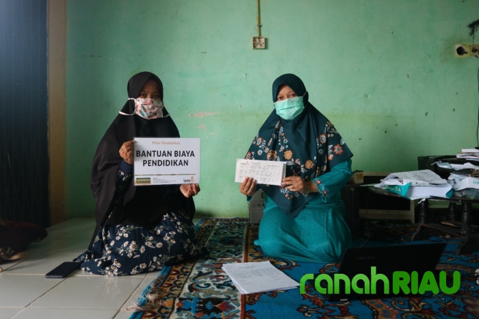Bantuan pendidikan Lazismu pekanbaru untuk tunggakan biaya sekolah anak kurang mampu
